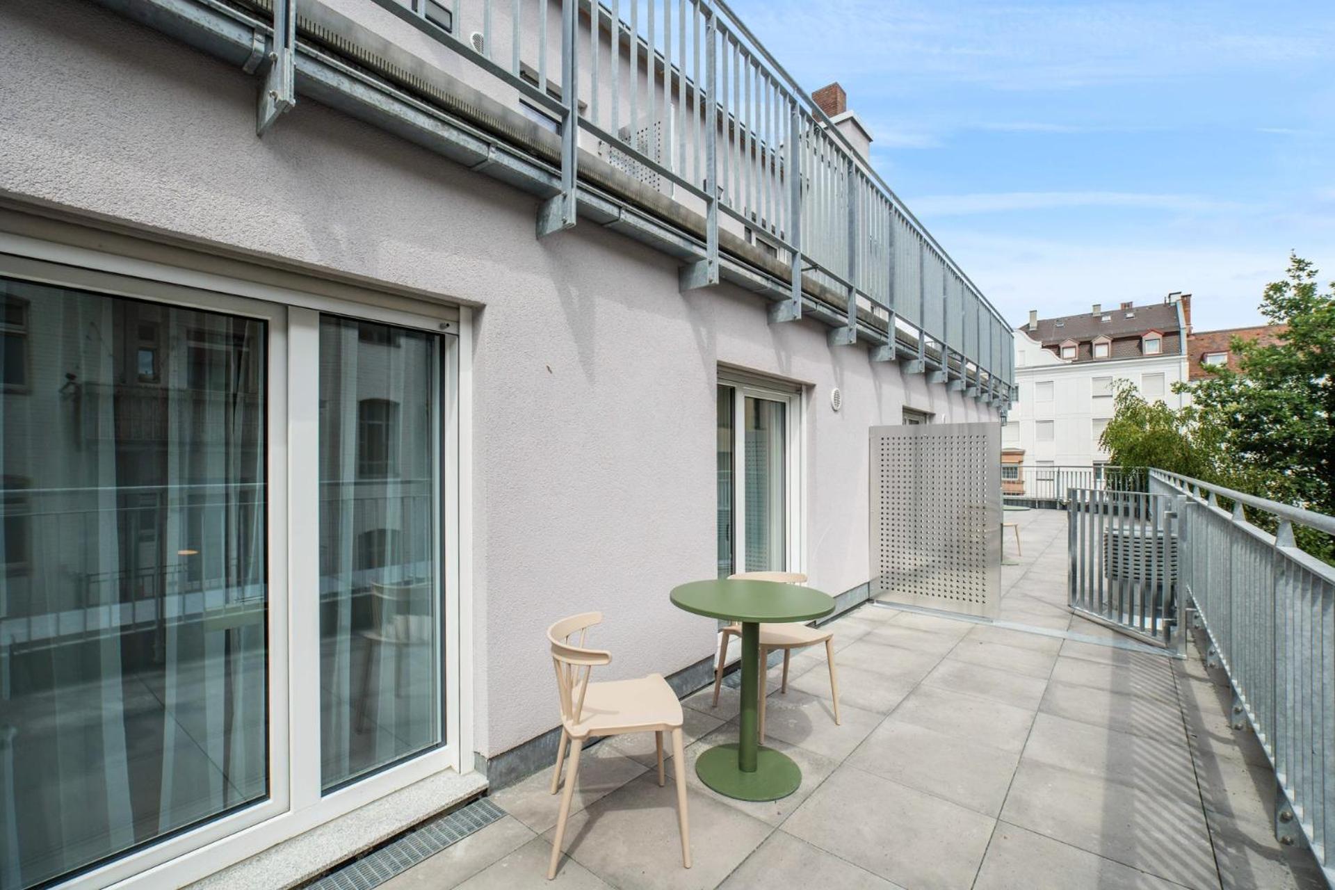 Limehome Nuremberg Celtisplatz Bilik gambar